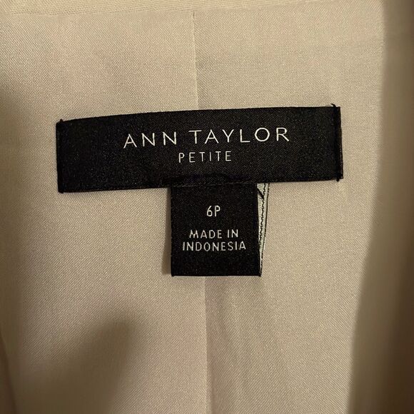 Ann Taylor Natural Camel Single Button Jacket - Picture 4 of 6